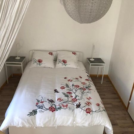 La Maisonnette Auvergnate Vertaizon Kültér fotó