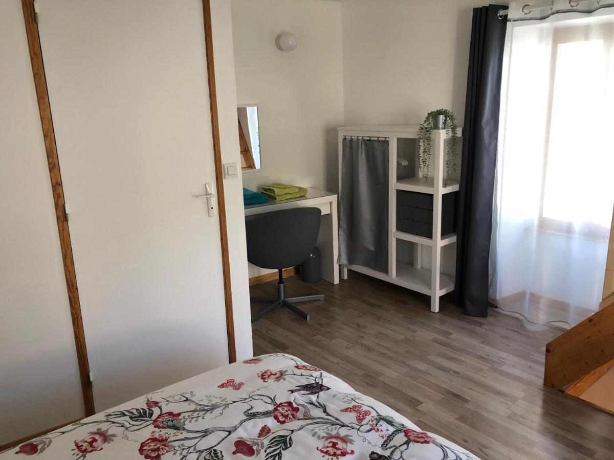 La Maisonnette Auvergnate Vertaizon Kültér fotó
