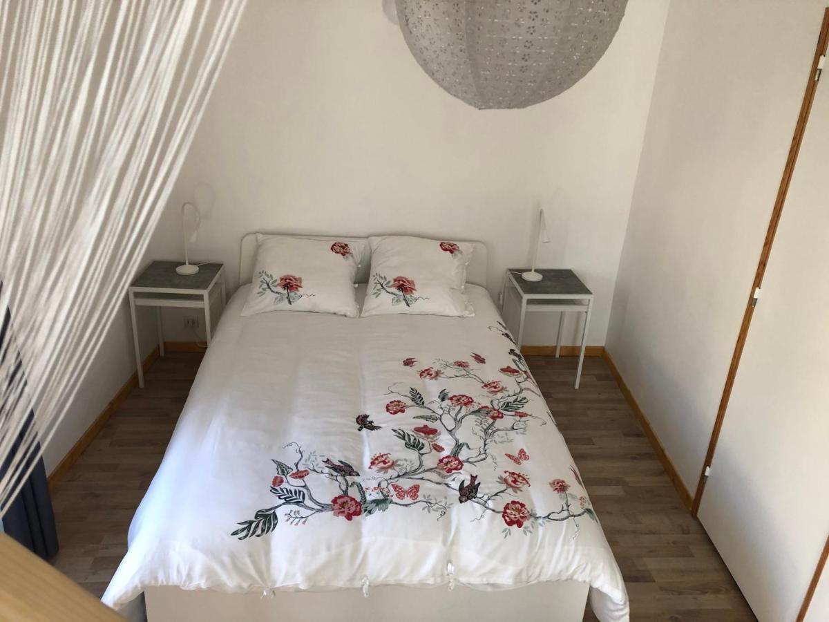 La Maisonnette Auvergnate Vertaizon Kültér fotó