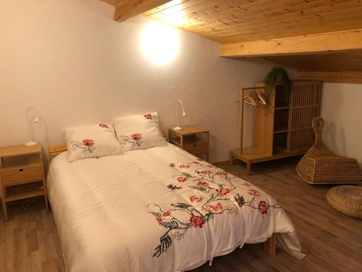 La Maisonnette Auvergnate Vertaizon Kültér fotó